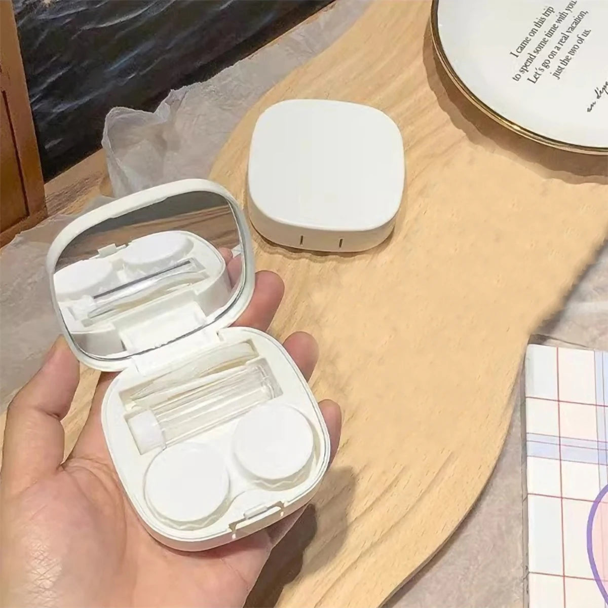 Estuche de lentes con espejo
